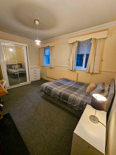 🟣 Large room in Earlsfield, all bills included Main Photo