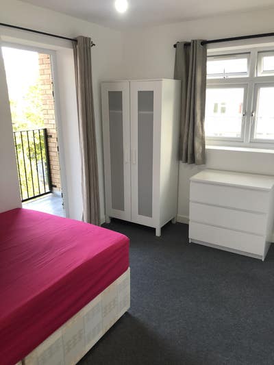 1 Double Bedroom with Balcony for Rent in Bow (E3) Main Photo