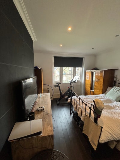 Room to Rent in Chelsea Main Photo