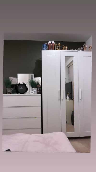 Small Double Bed Available In Royal Arsenal! Main Photo