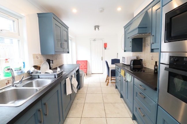 Stunning Room - Premium Location Hammersmith W6! Main Photo