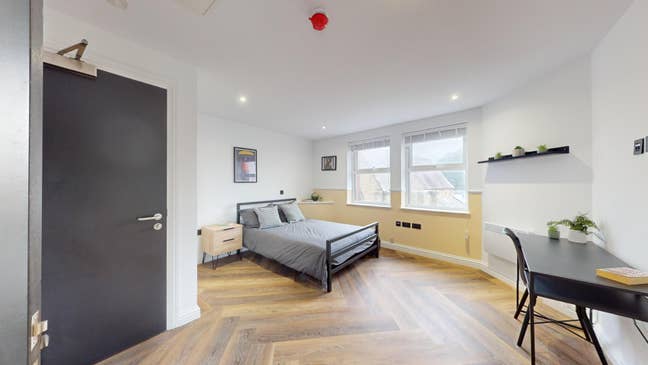 Students Only - Luxury Studio in Rusholme Main Photo