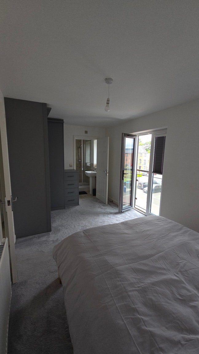 Double Room. All Bills Included. Main Photo