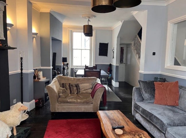 Victorian house  Main Photo