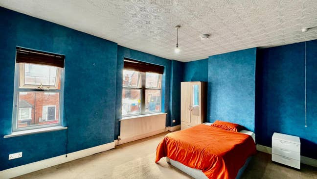 Free Double Room - &pound;0 Rent &pound;0 Service Charge  Main Photo