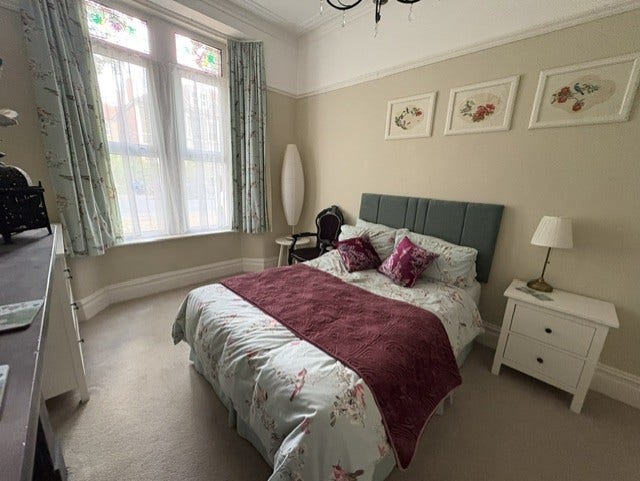 Spacious double room for professional in BS6 Main Photo