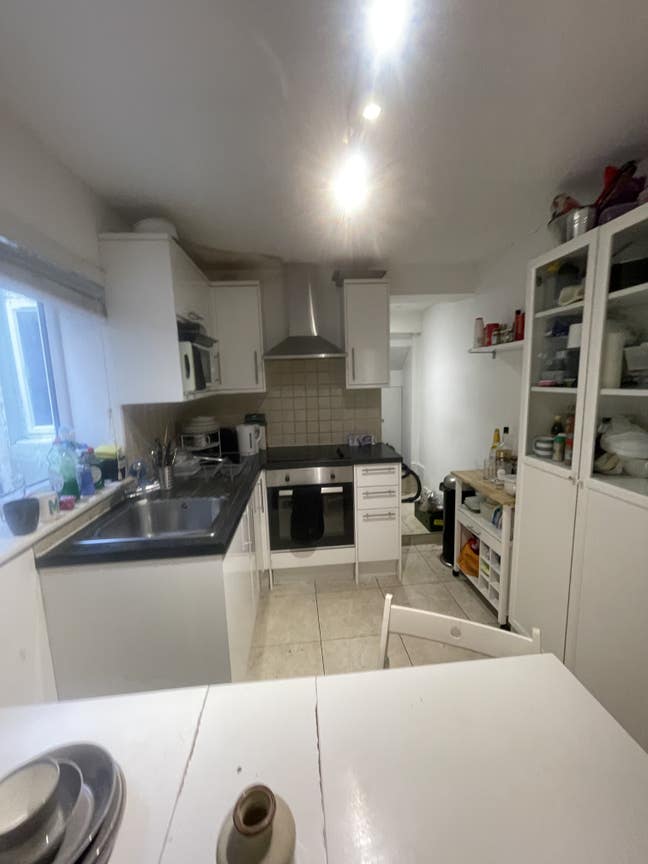 Single Room in Beautiful Flat –Hammersmith  Main Photo