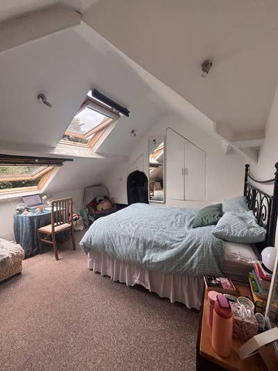 Large double bedroom with views of the Shard! Main Photo