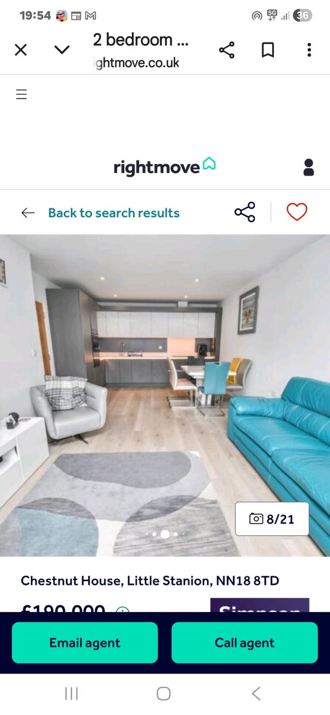 Double ensuite modern  Main Photo