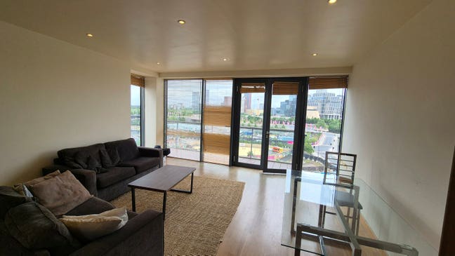  Canalside Double Room in Hackney Wick  Main Photo