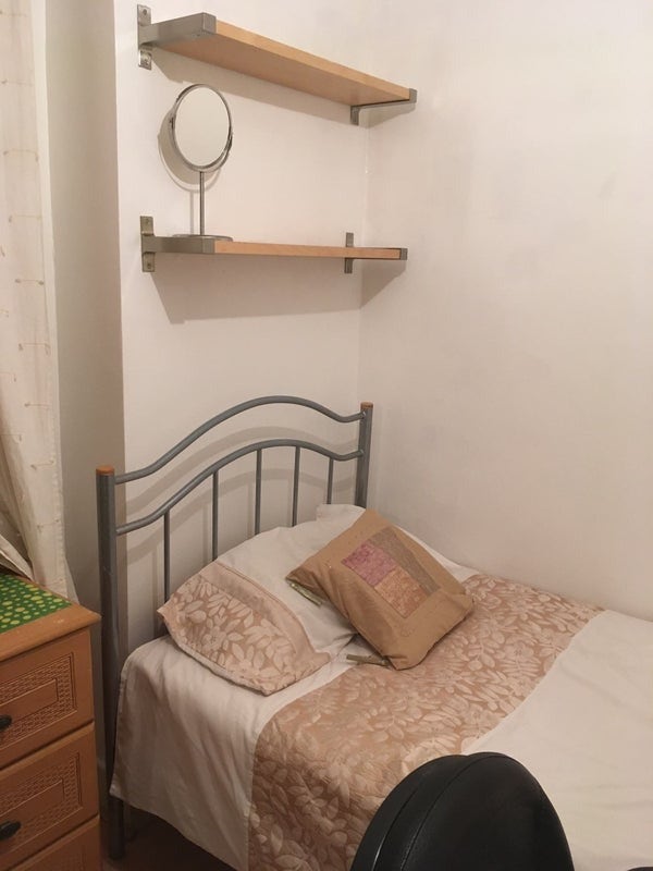 Furnished Single Room in NW2 5DS | &pound;185 PW Main Photo