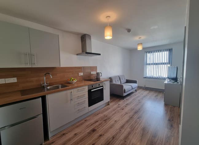 ⭐️ One Bedroom Flat ⭐️ Central Newmarket Main Photo