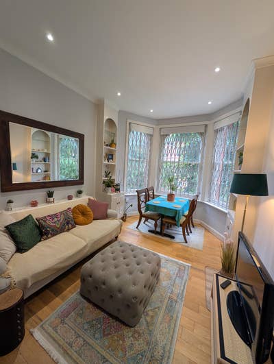 Bright Flat with Private Bathroom & Garden Access Main Photo