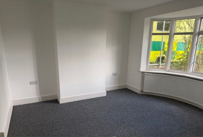 Wembley - Barn Way - Rooms to rent  Main Photo