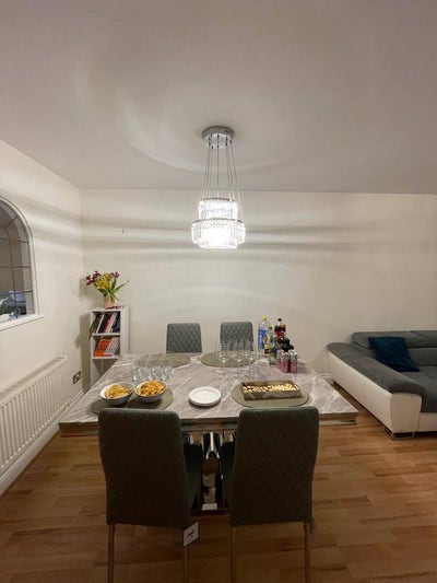 Private room available in Marleyborne  Main Photo