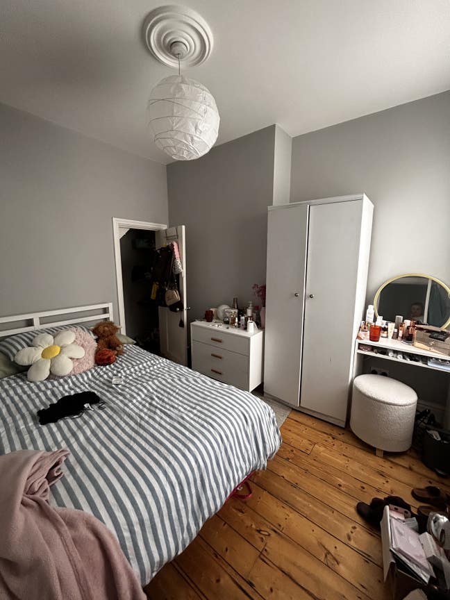 Double Room For Rent Salford Main Photo