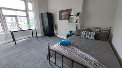 ✅👌 City Centre!  Bills Inc! Cleaner! 🏡🤩 Main Photo