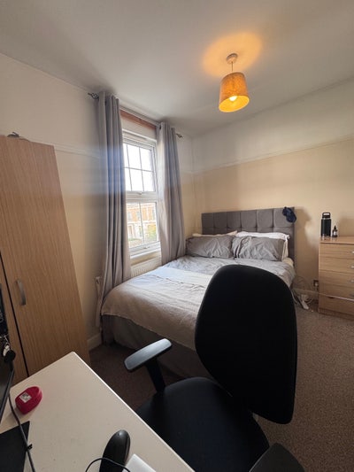 Ensuite Double  Room | Clapham South SW12  Main Photo