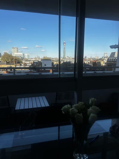 Bright peaceful flat with balcony, prime location Main Photo
