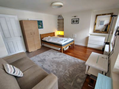 Bright, airy and spacious room in Vauxhall  Main Photo