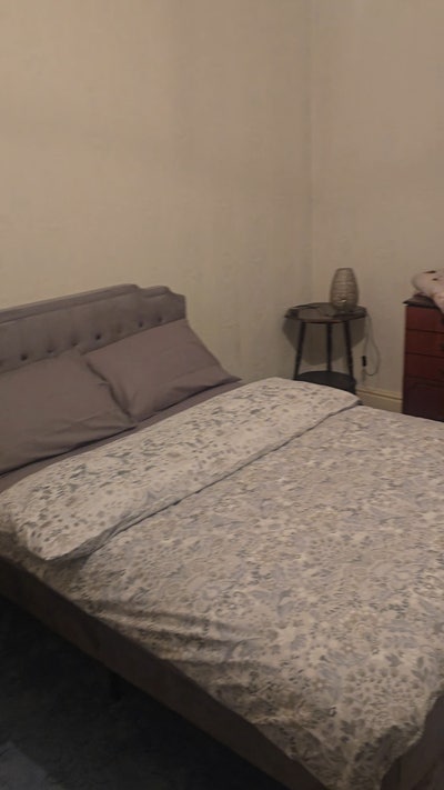 Double Room Available Main Photo