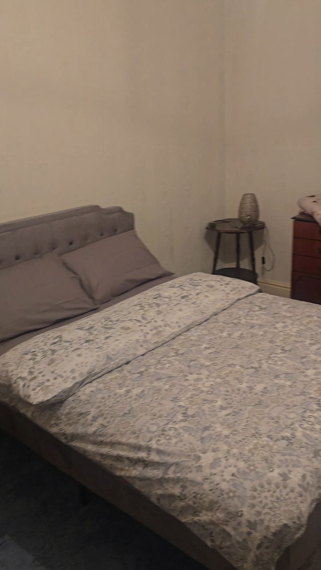 Double Room Available Main Photo
