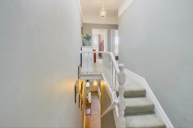Terraced house in Preston Main Photo