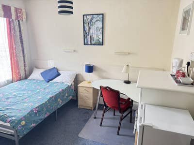 Quiet En-Suite Room – 5 mins Station – Bills Inc. Main Photo