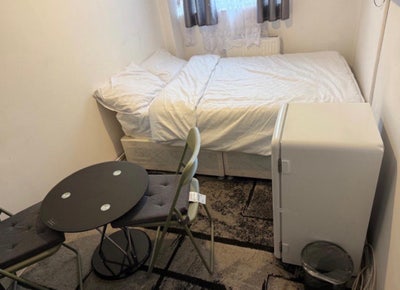 E8 Double Bed' Flat Share  Main Photo