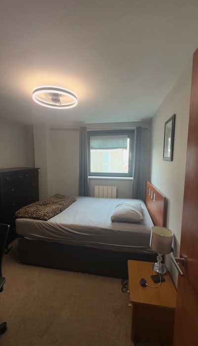 Short term en-suite double room Main Photo
