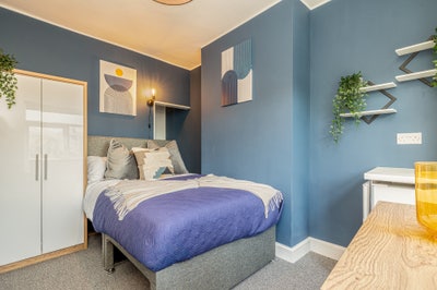 Brand New Ensuite Rooms Near George Eliot Hospital Main Photo