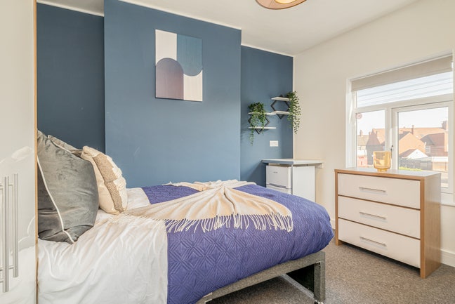 Brand New Ensuite Rooms Near George Eliot Hospital Main Photo