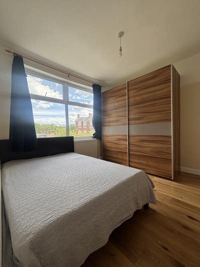 Double Room available Main Photo