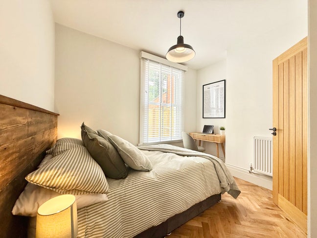 Luxury Double En Suite Room - Hendford Hill Main Photo