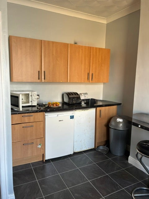 Two Bed Apartment Available Suit Nhs/Proffessional Main Photo