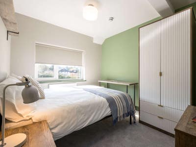 Ensuite Rooms Available 🏡 Crabtree Road Main Photo