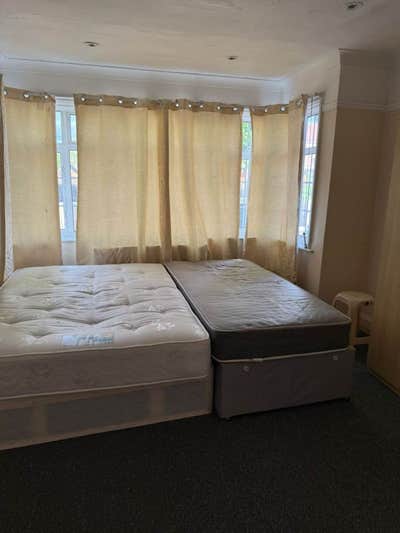🌟 2 Spacious Double Rooms Available | HA9 | 🌟 Main Photo