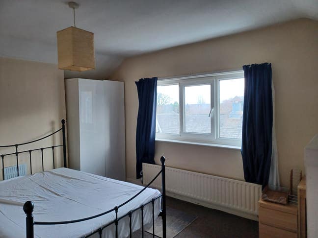 Chapel Allerton 3 rooms NOW  Main Photo