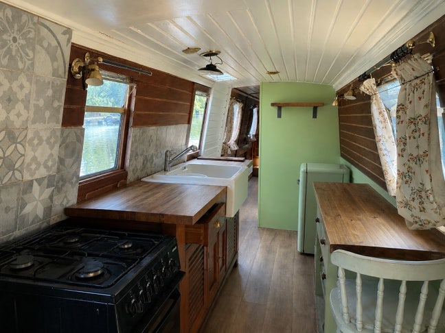 Narrowboat for Rent  Main Photo