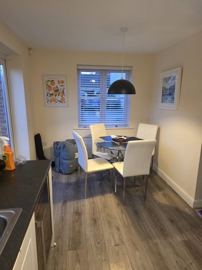 Room available in Hinckley  Main Photo