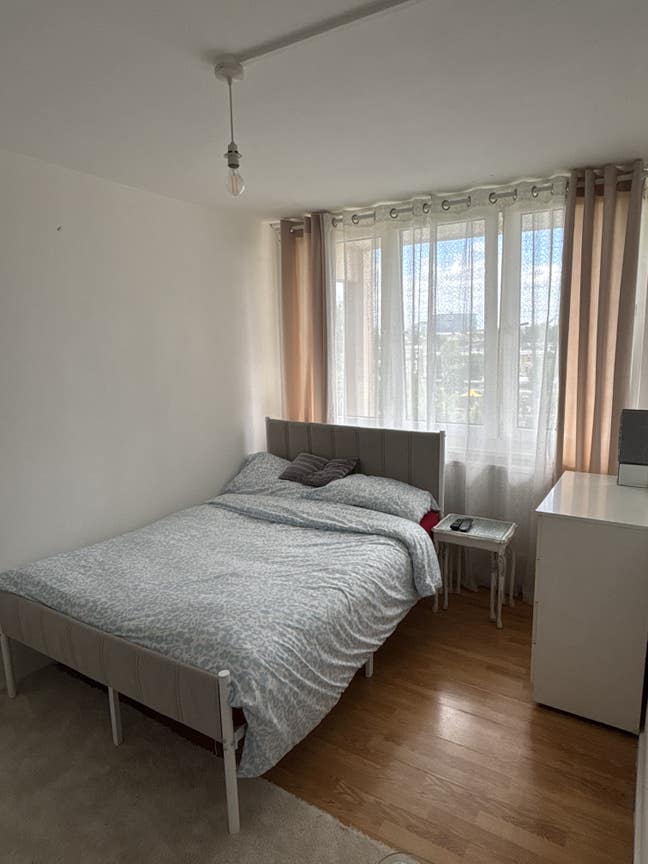 Double room to rent in Fulham  Main Photo