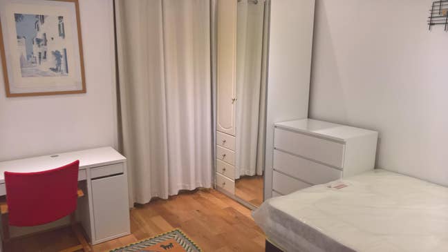 Luxurious Bedsits in Bowes Park/Wood Green  Main Photo
