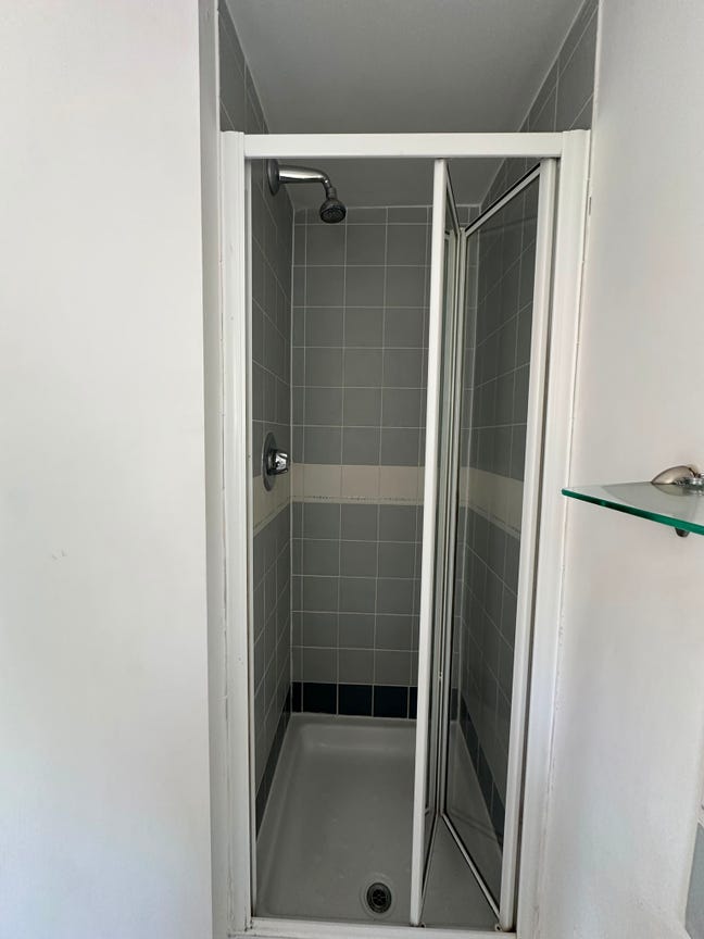 Private Annex with CCTV & Secure Access Main Photo