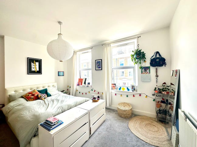 Double room in lovely, bright Herne Hill flat! Main Photo