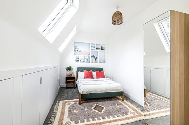Stunning Top Floor En-Suite in Balham Main Photo