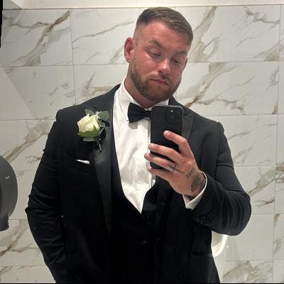 30 Year Old Professional Main Photo