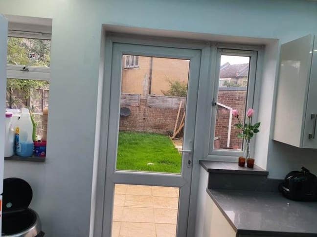 Double Room to Rent – Newly Refurbished House –E13 Main Photo