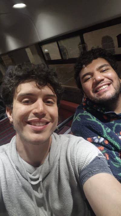 2 Friends Looking for a flat in east or north lon  Main Photo