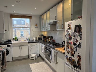 2 Double rooms available  Main Photo
