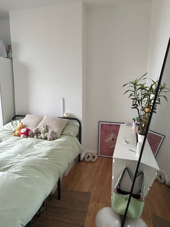 Summer sublet in Homerton Main Photo